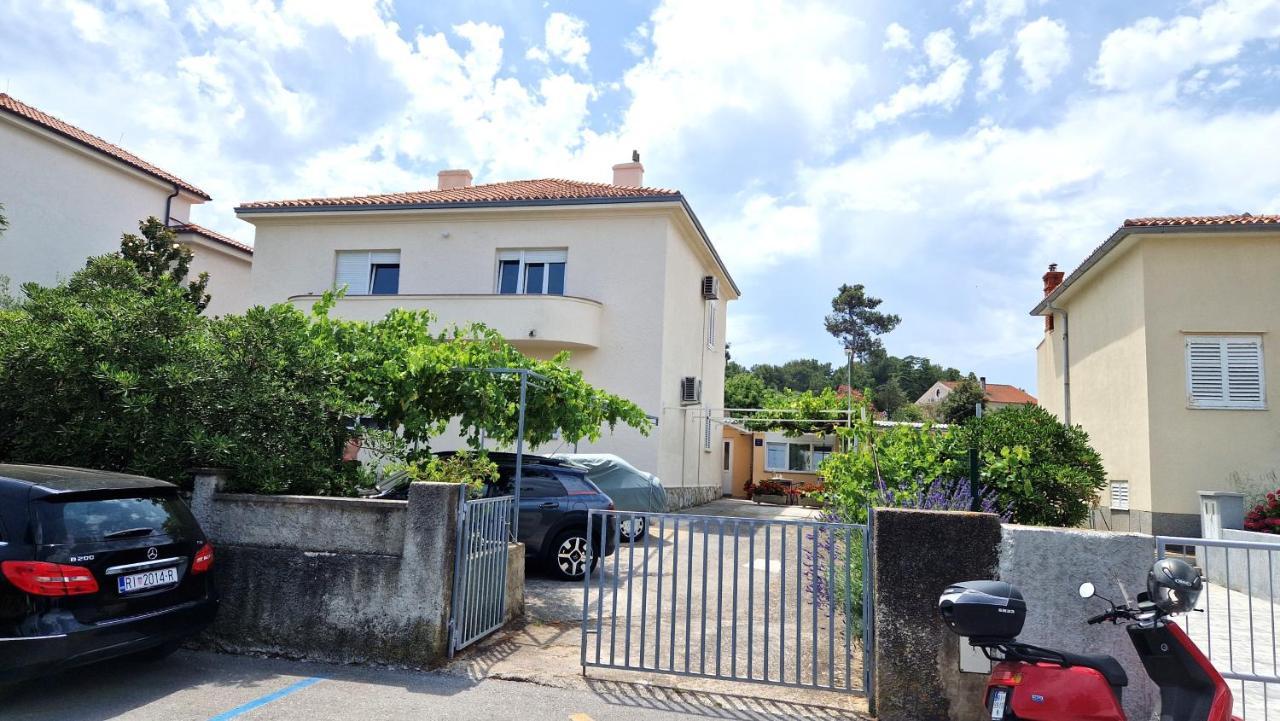 Apartment Jagoda Krk Town Exterior photo